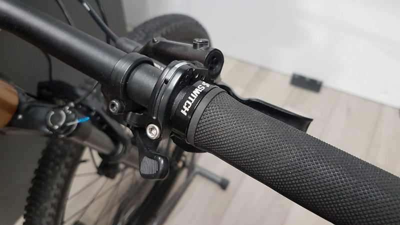 Carica immagine in Galleria Viewer, GIANT XTC ADVANCED 2 M 2023 USATO