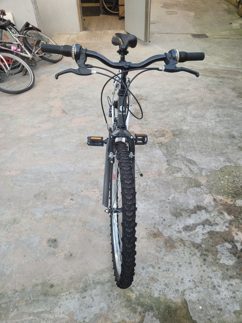 Carica immagine in Galleria Viewer, KAYOBA BREAKER MTB HARDTAIL ENTRY-LEVEL 26" IN ACCIAIO 21V TAGLIA M BIANCO-ARGENTO USATO-REVISIONATO IN CONTO-VENDITA