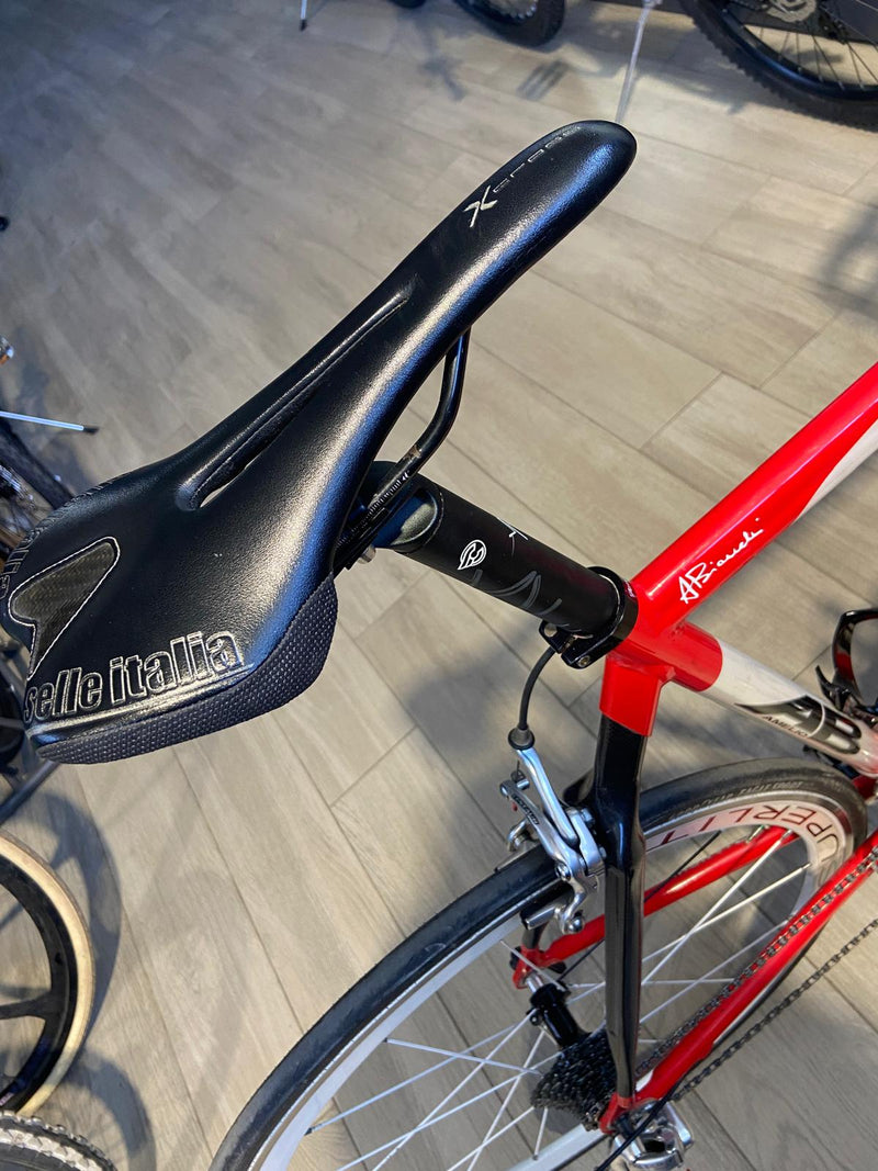 Carica immagine in Galleria Viewer, BICI DA STRADA AMELIO BIANCHI TG 56 CM GRIGIO PERLA-ROSSO USATO IN CONTO VENDITA