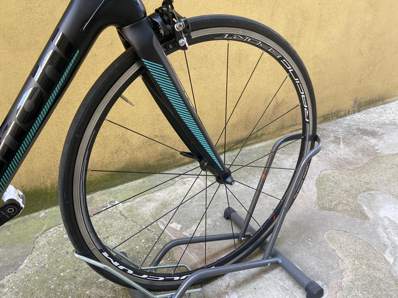 Carica immagine in Galleria Viewer, BIANCHI INTENSO CARBON TG 50 USATO IN CONTO VENDITA