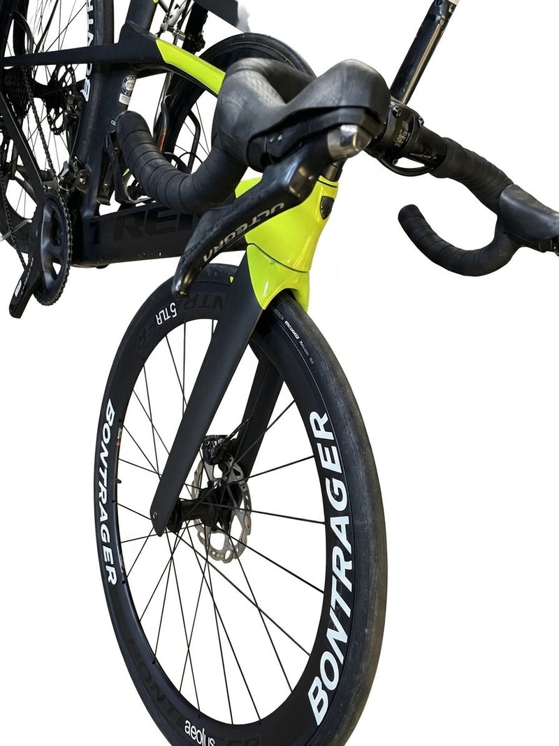 Carica immagine in Galleria Viewer, TREK MADONE SL 6 TG 50 NERO/GIALLO USATO REVISIONATO IN CONTO-VENDITA