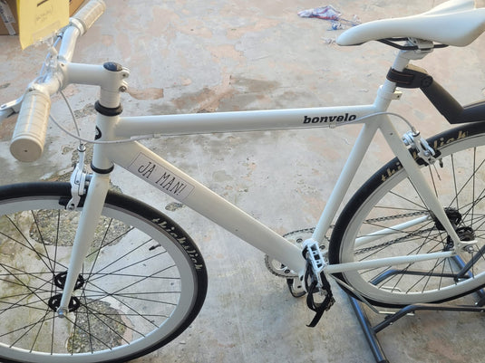 BONVELO FIXIE BIKE IN ALLUMINIO BIANCO TAGLIA 50 USATO IN CONTO-VENDITA