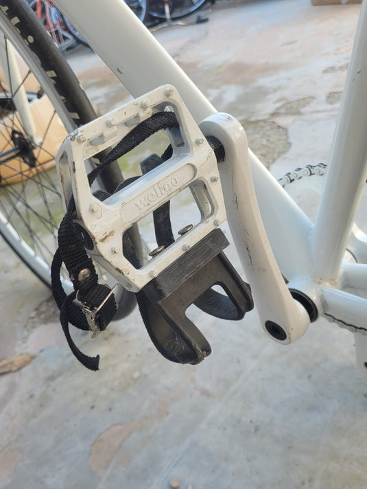 BONVELO FIXIE BIKE IN ALLUMINIO BIANCO TAGLIA 50 USATO IN CONTO-VENDITA