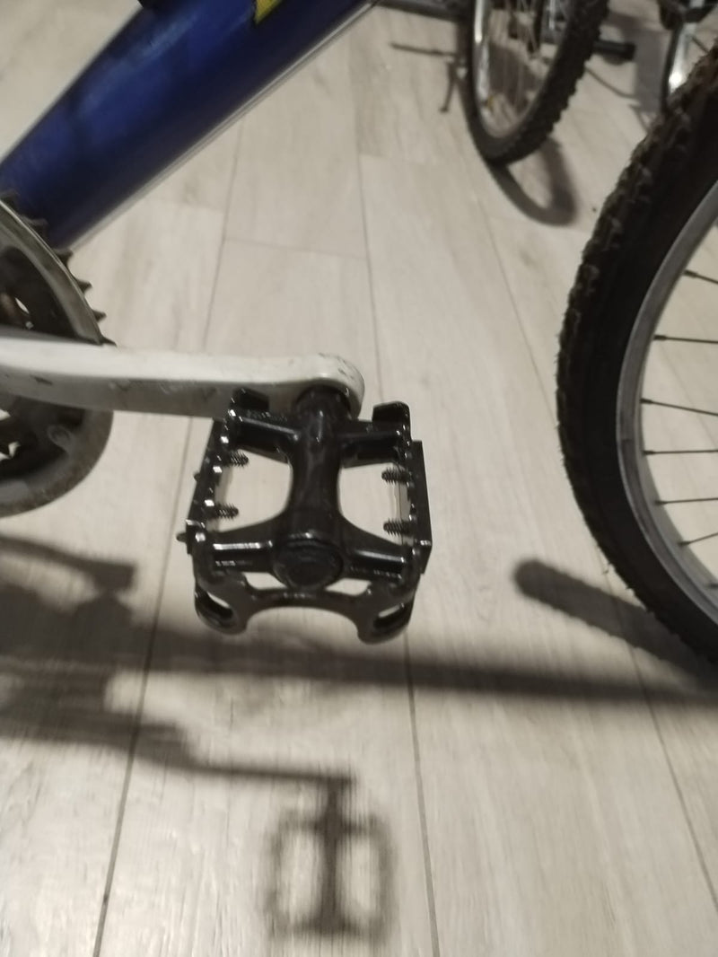 Carica immagine in Galleria Viewer, MTB 26" ESPERIA OKLAOMA 8300 BLU USATO-REVISIONATO
