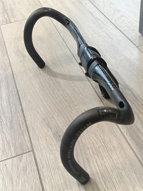 Load image into Gallery viewer, DEDA ELEMENTI MANUBRIO + STEM VINCI USATO IN CONTO-VENDITA
