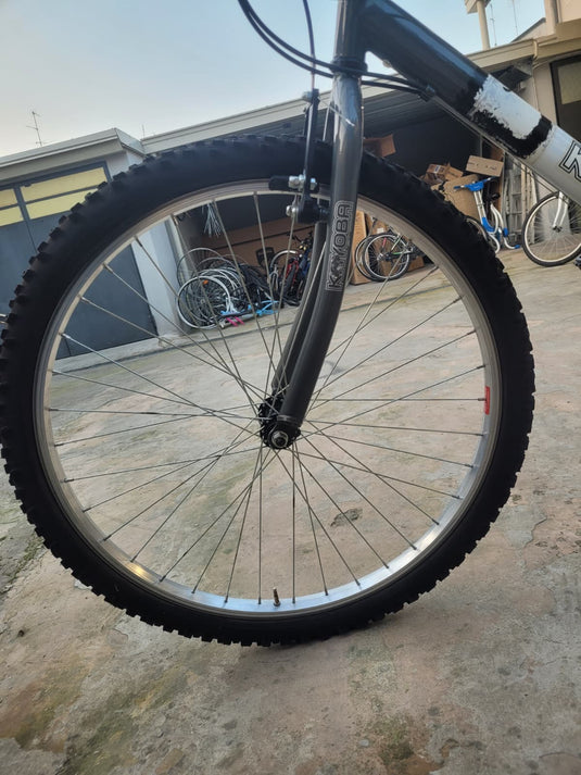 KAYOBA BREAKER MTB HARDTAIL ENTRY-LEVEL 26" IN ACCIAIO 21V TAGLIA M BIANCO-ARGENTO USATO-REVISIONATO IN CONTO-VENDITA