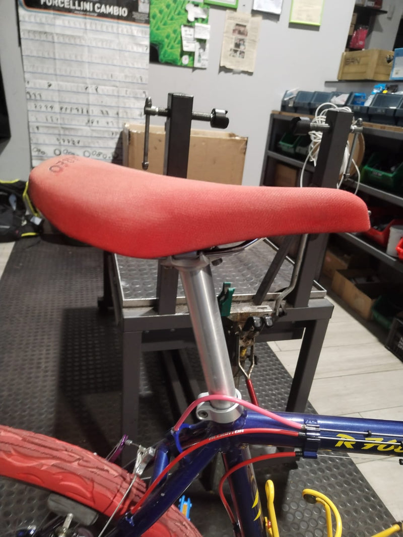 Carica immagine in Galleria Viewer, BICI MTB 26" RCB R7000 ALLUMINIO  BLU/GIALLO TAGLIA S USATO-REVISIONATO
