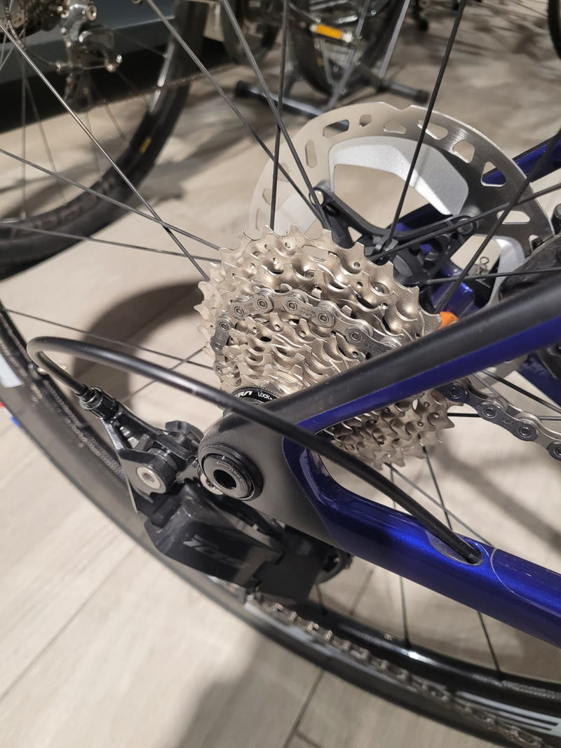 Carica immagine in Galleria Viewer, TREK MADONE SL 5 GEN 8 taglia M/L BIKEFORWIN EDITION PROMO
