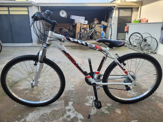 SPORTIVA SPR MTB ATTITUDE TAGLIA 44 BIANCA, NERA E ROSSA USATO-REVISIONATO IN CONTO-VENDITA