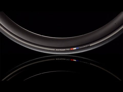 Carica e riproduci video in Gallery Viewer, Pneumatico strada Bontrager R3 Hard-Case Lite
